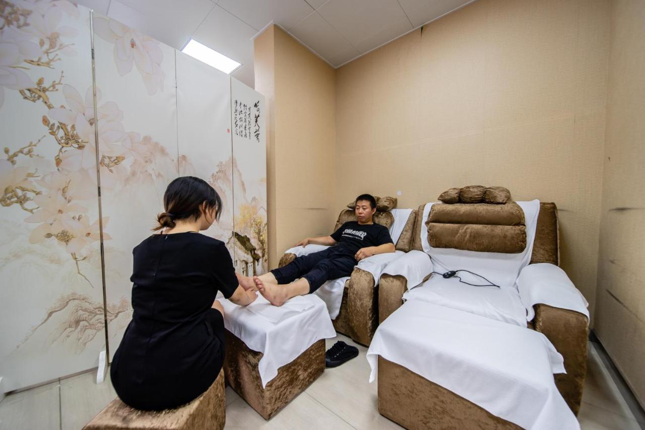Zhongbo Art Hotel Kanton Zewnętrze zdjęcie